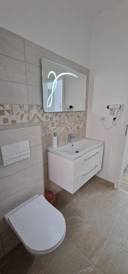 Visaj Homes Giroc Exteriér fotografie